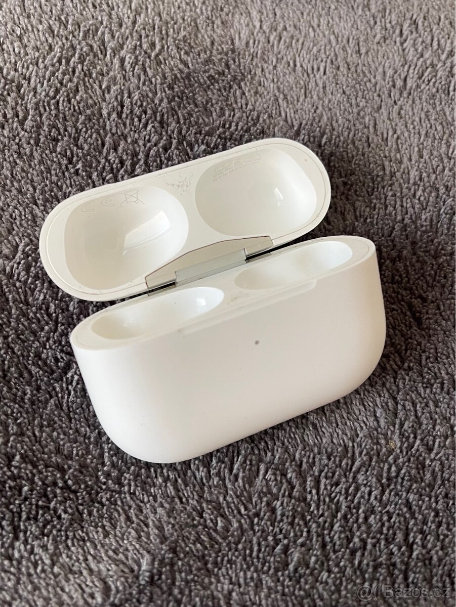Nabíjecí pouzdro Apple AirPods Pro 1. generace.