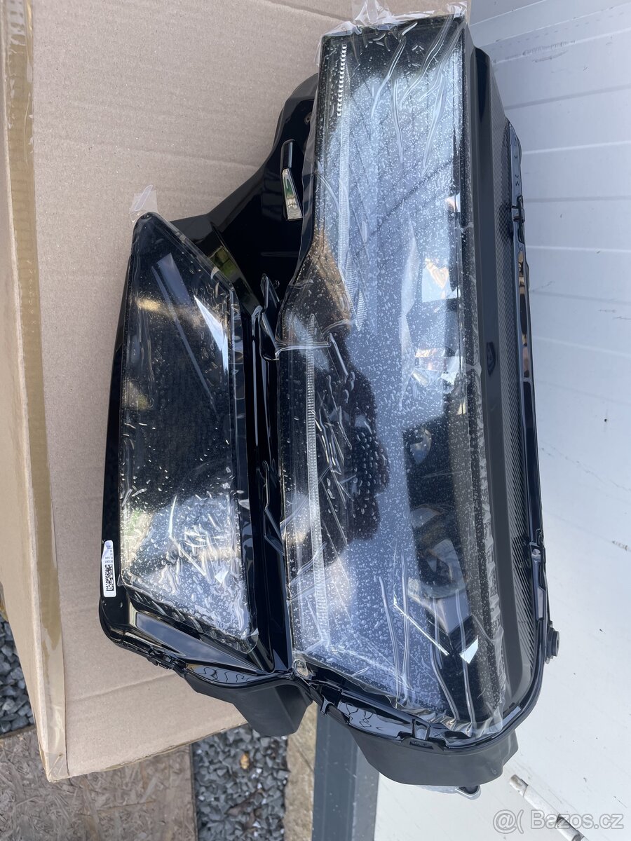 Škoda karoq levý přední full led Xenon