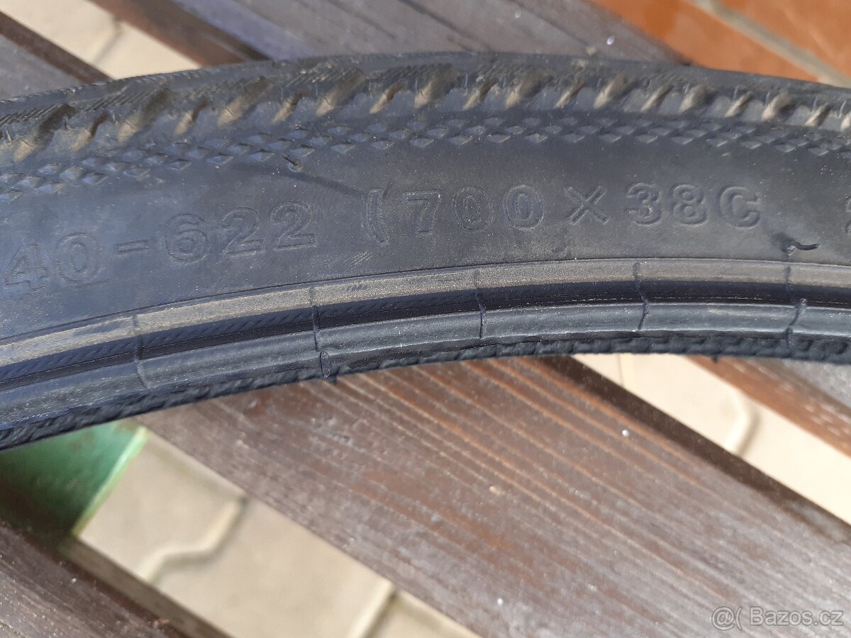 Prodám nové pláště na kolo 28'' 700x38c