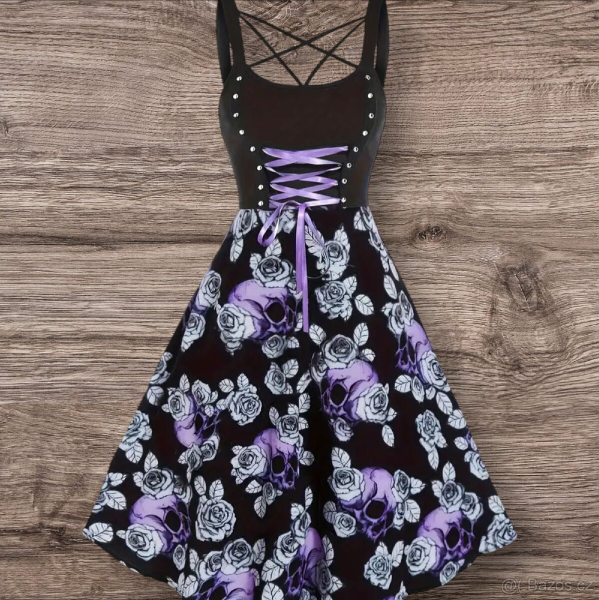 Krásné nové šaty