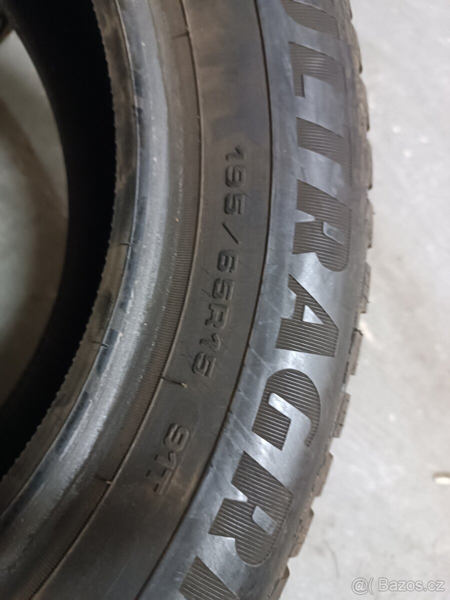 195/65/15 zimní good year