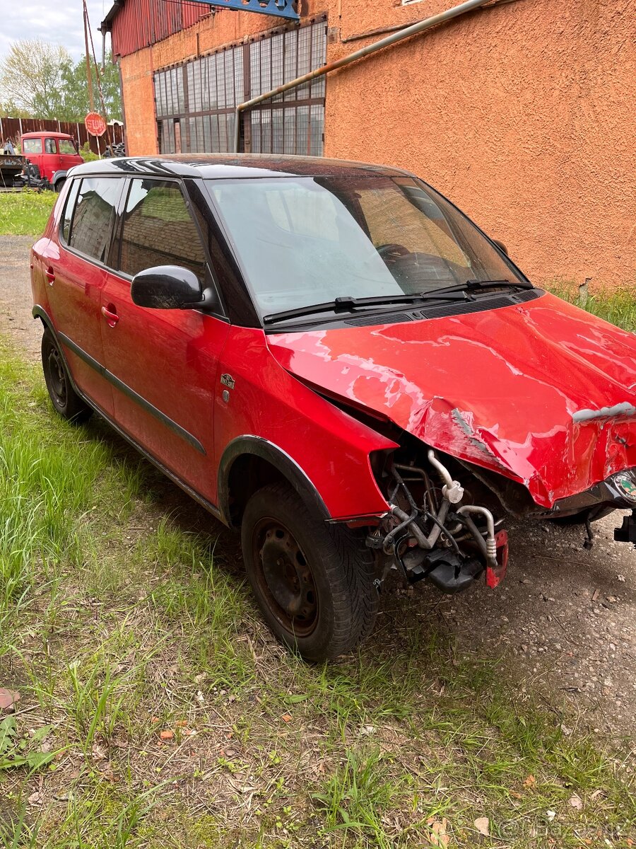 Fabia 2 II Monte Carlo 2012 LF3K 1.2 TSI 63 KW díly z vozu