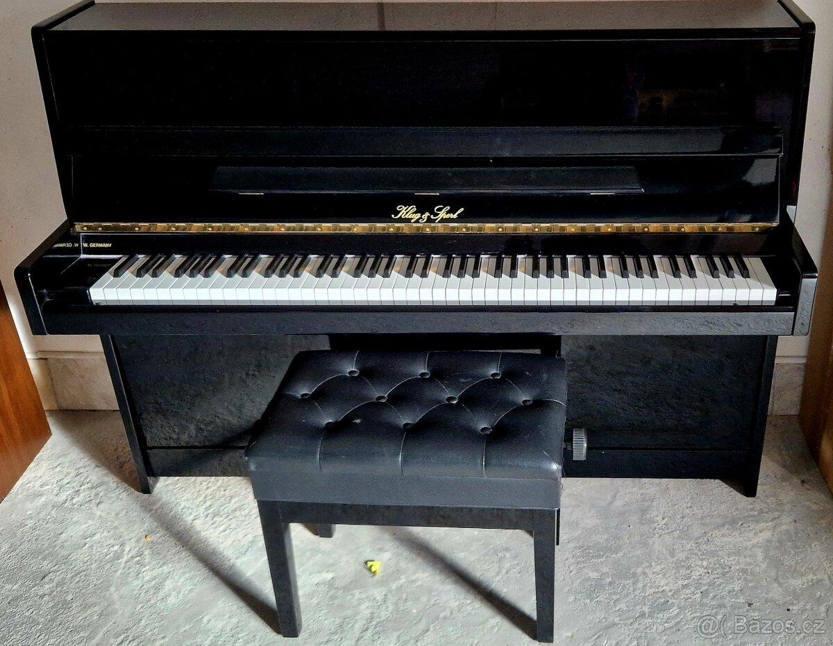 Černé piano Klug a Sperl - Bohemia / Petrof  r.v. 1994