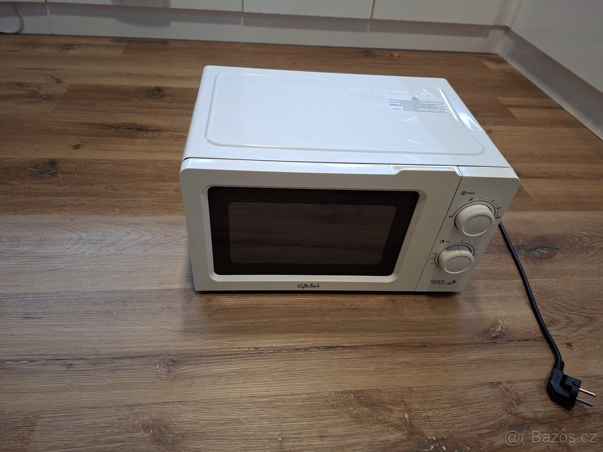 Mikrovlnná trouba Gallet