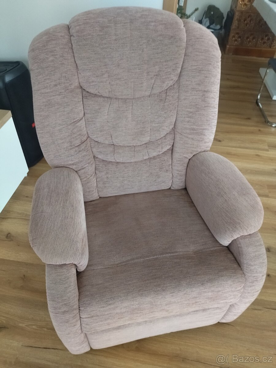 Relaxační TV křeslo