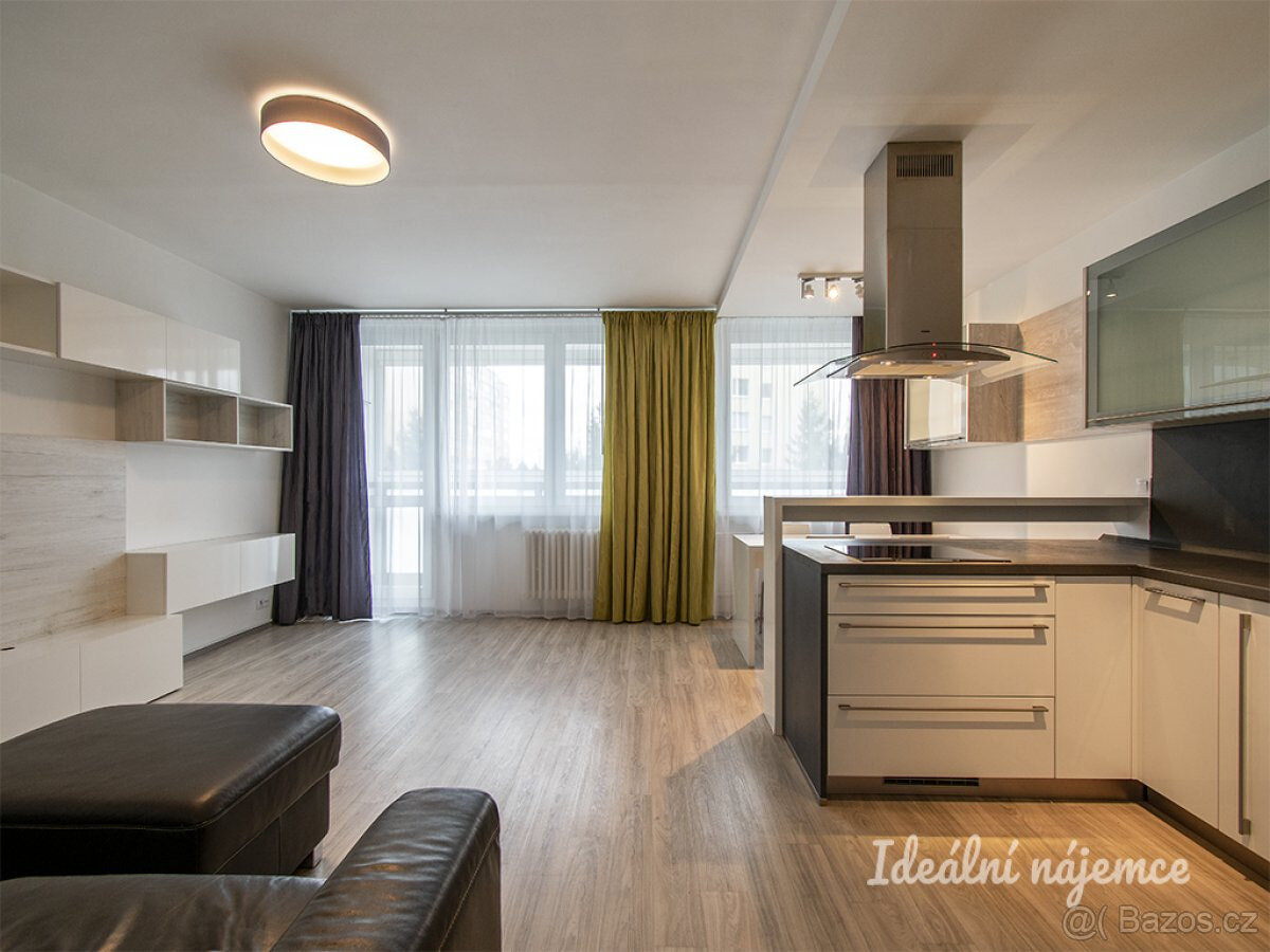 Pronájem bytu 3+kk, V Hůrkách, Stodůlky, 27300 Kč/měs, 74 m2