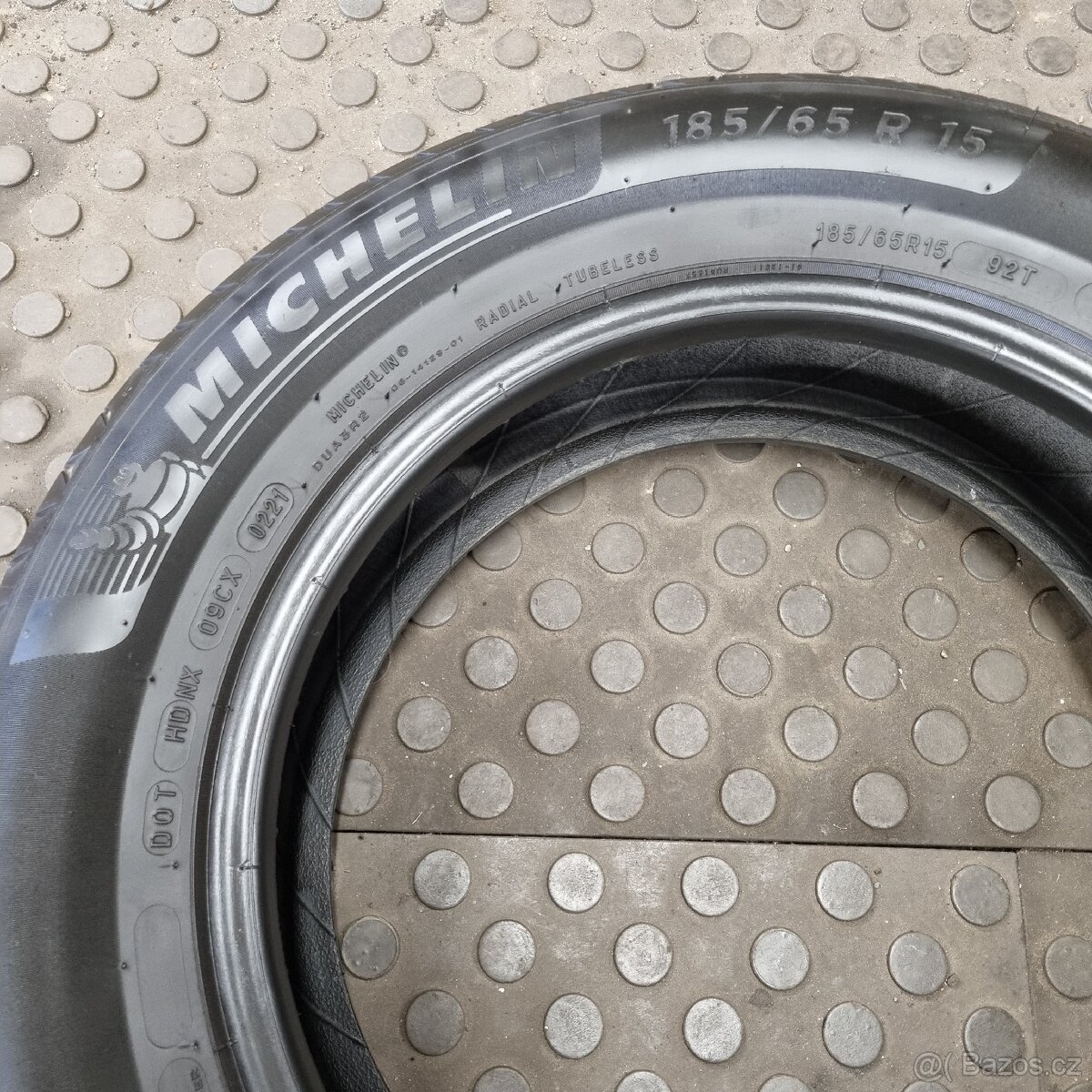 2x Letní 185/65 R15 5mm Michelin