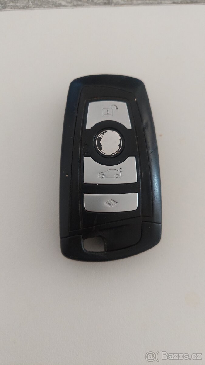 Prodám KLIČ BMW F10 F11 KEYLESS
