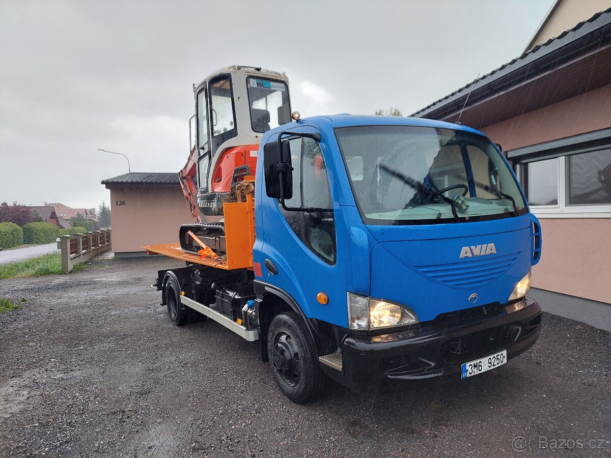 Avia - Motor Cummins - nástavba 5t.