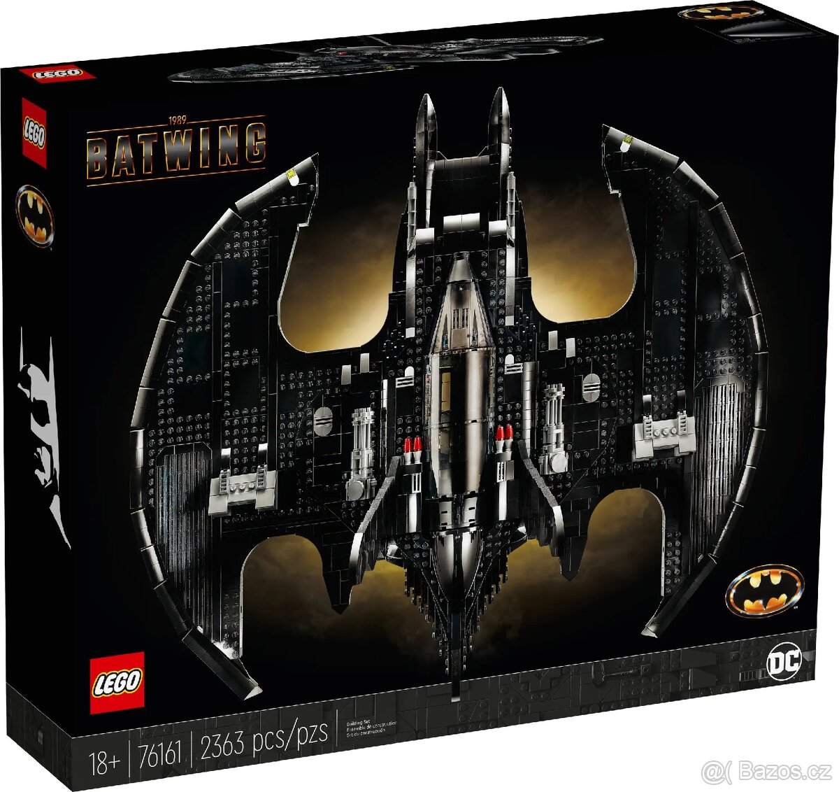 Lego Batman 76161 Batwing 1989 lze pověsit na zeď