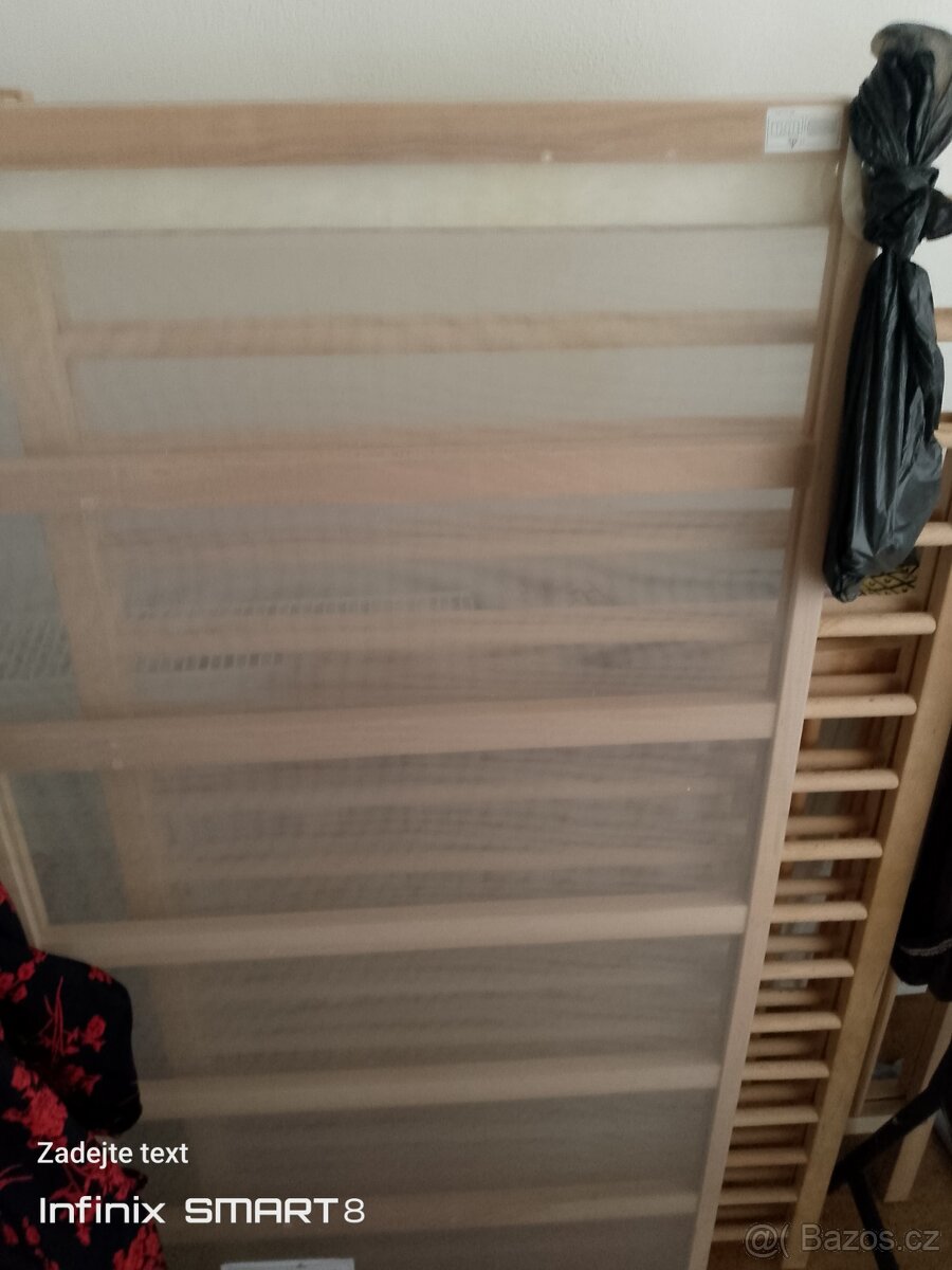 Dětská postýlka.