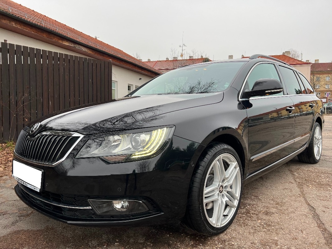 ŠKODA SUPERB II FL 2.0 TDI Exclusive 2015 DSG
