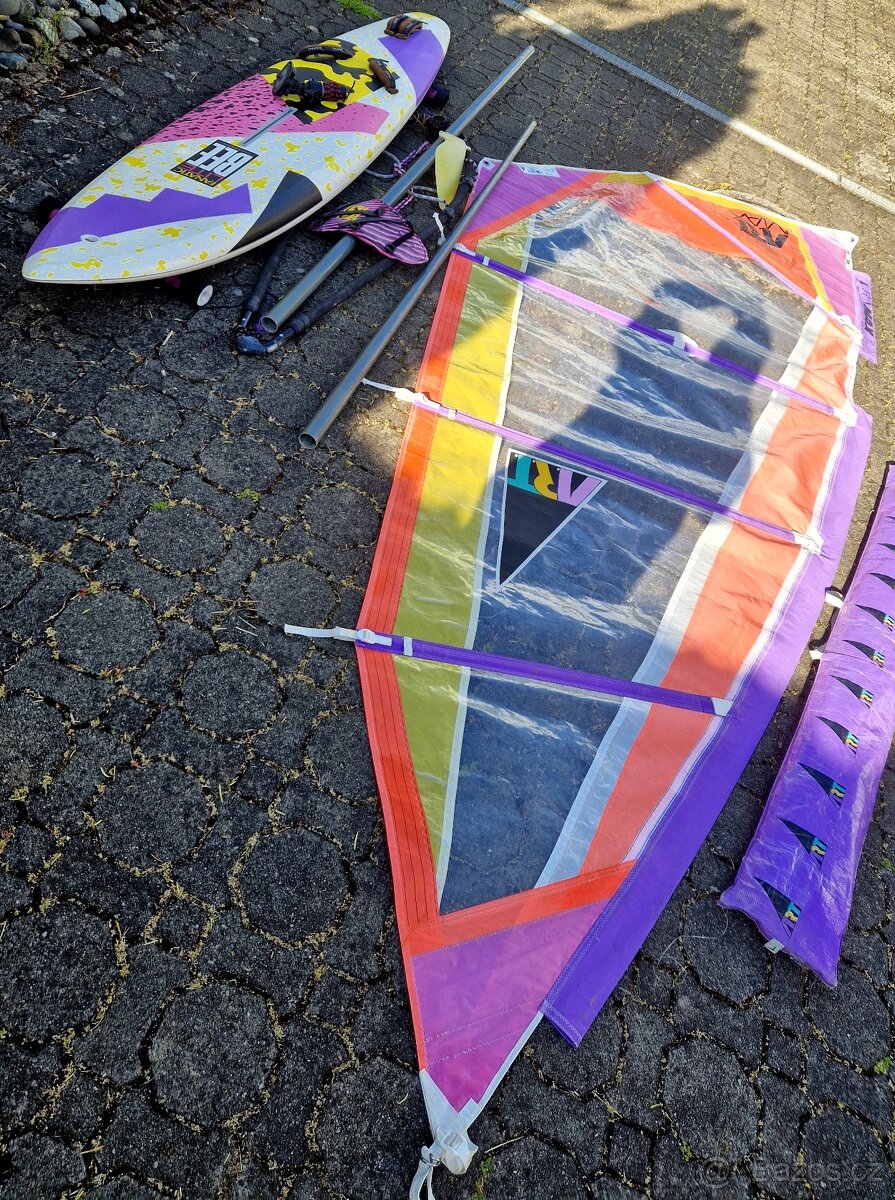 Komplet Windsurfing Fanatic 115 litrů s oplachtěním 5,0