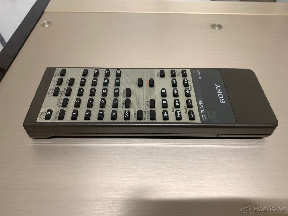 SONY CDP-X707ES CDP-X 707 ES šampaňský špičkový CD přehrávač