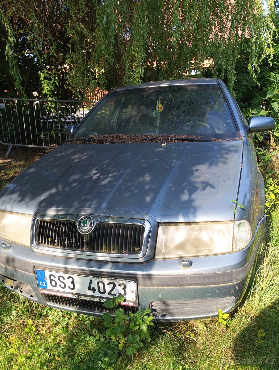 Prodám na náhradní díly v celku.
