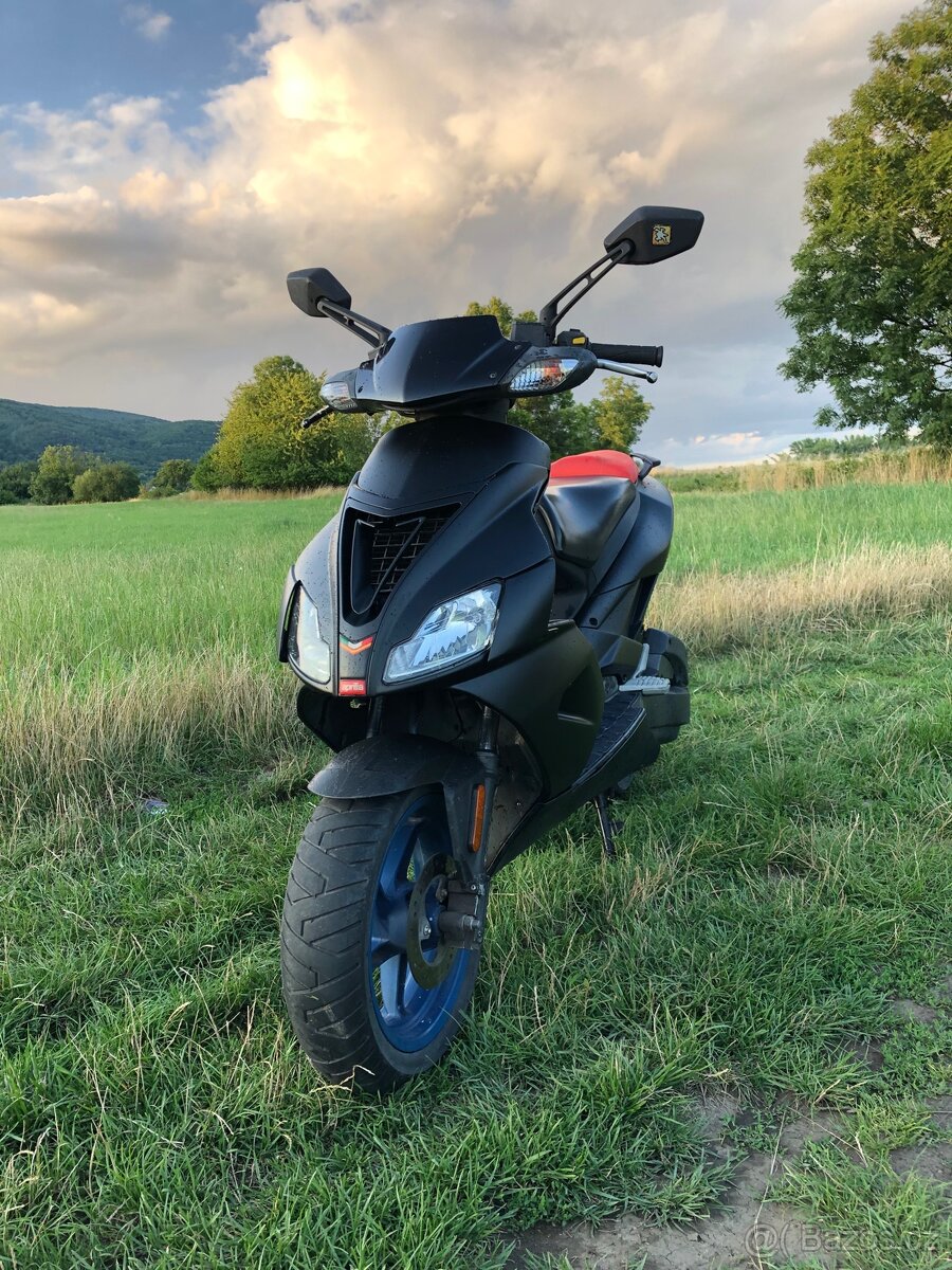 Aprilia sr 50 factory