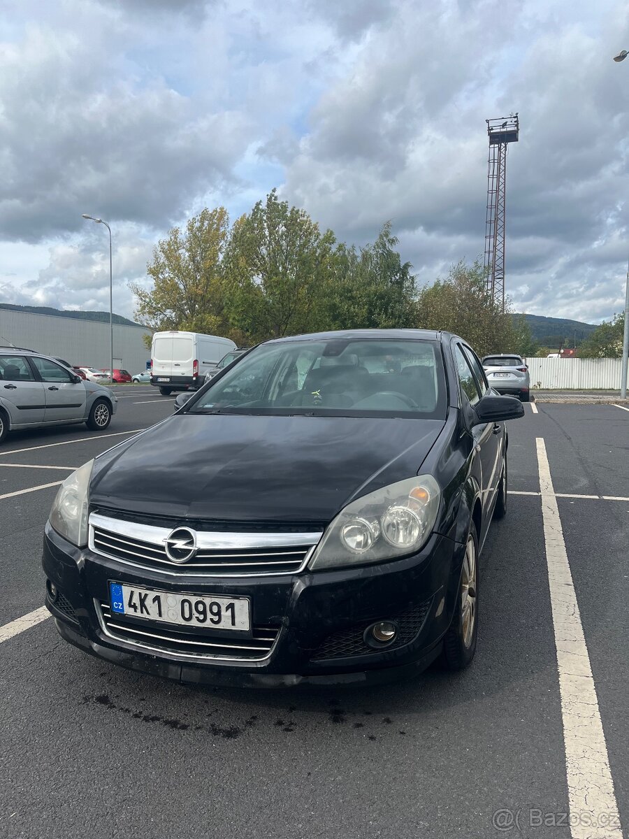 Opel Astra H 1.6 85kw