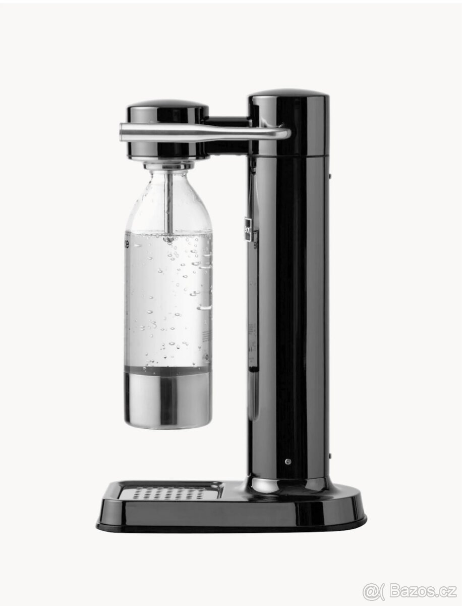 Výrobník sody Aarke Carbonator 3 Black Chrome