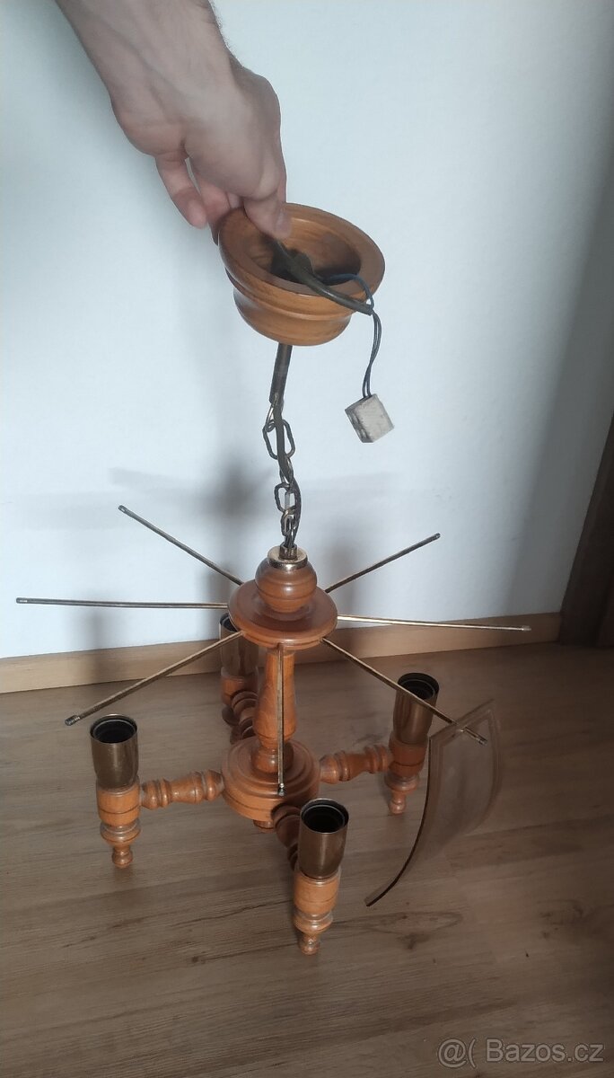 Starý retro lustr ZADARMO (bez skla)