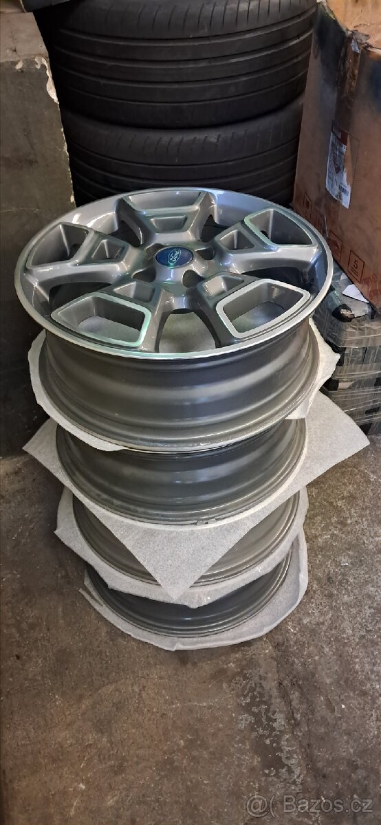 4x108 Ford