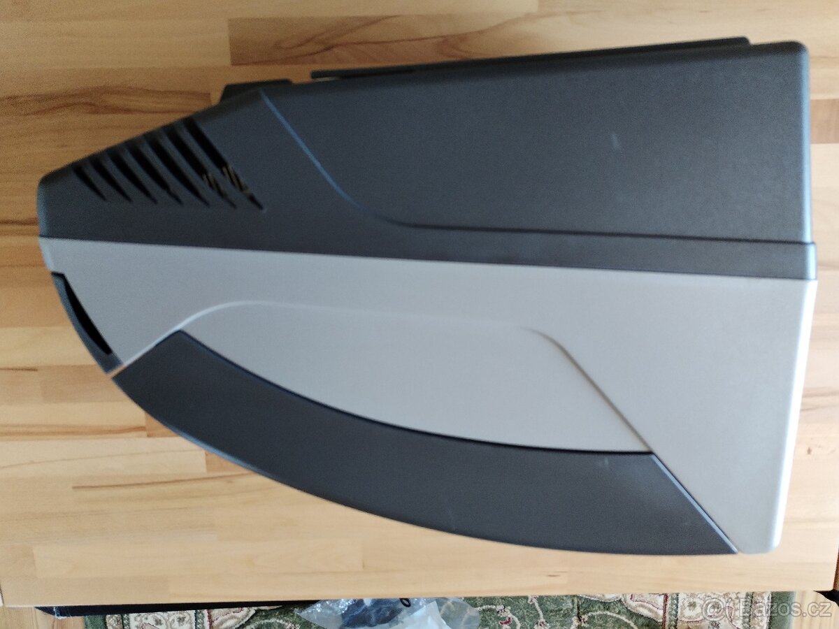 Chladící a ohřevný box 15l