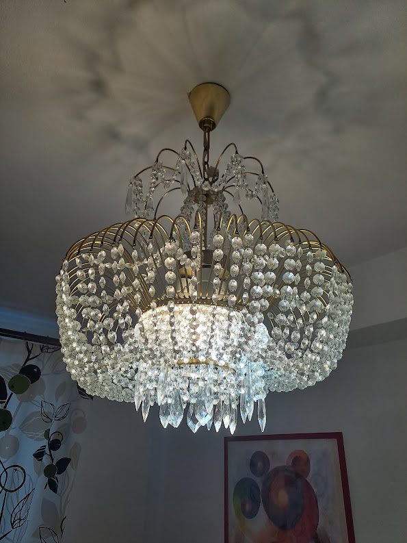 Křišťálový lustr