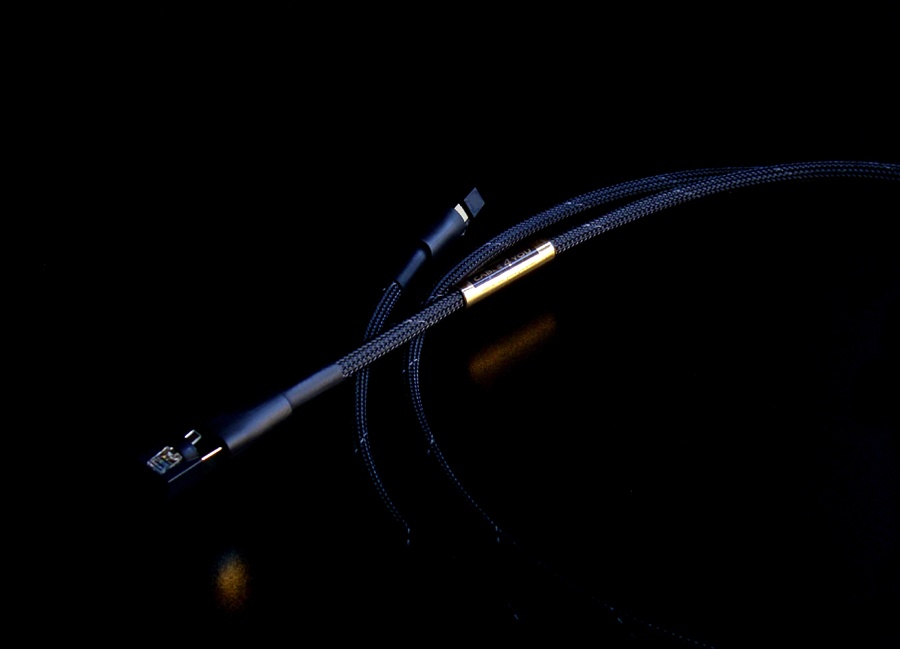 C4Y Luzzio™ "Excellence Resolution Series"