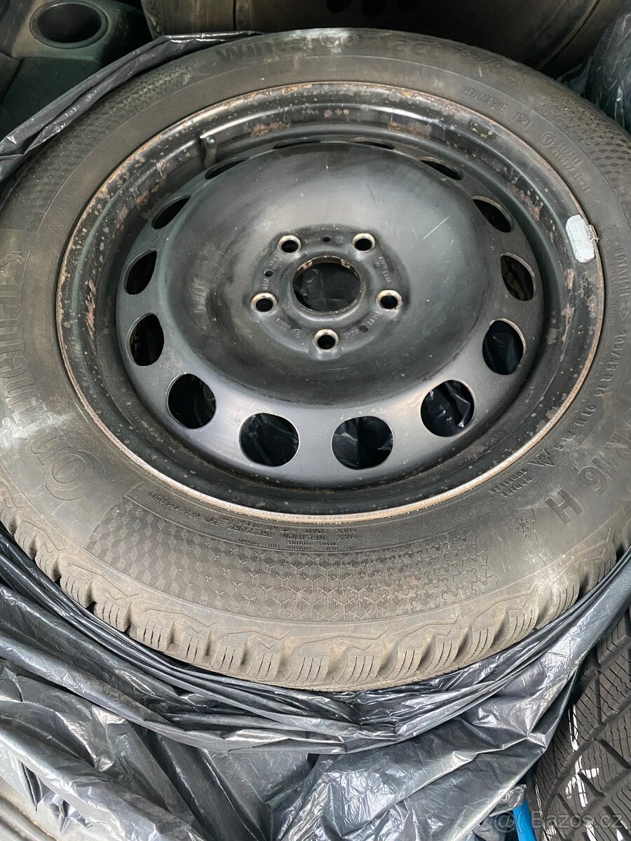 Plechové disky 16” 5x112 a zimní pneu 205/55/R16 Continental