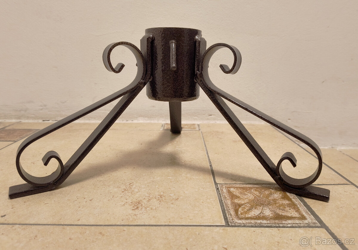 stojan na vánoční stromek, kovový, nový