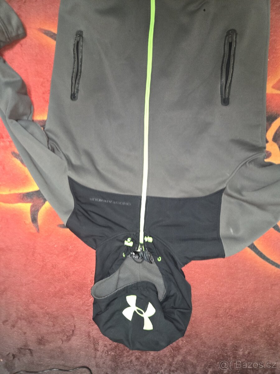 UNDER ARMOUR Storm bunda , uvnitr microfleece vetru a vodeod