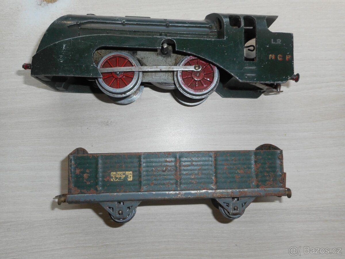 Prodáme sběratelskou mašinku LR Rapide 1940-50 na klíček