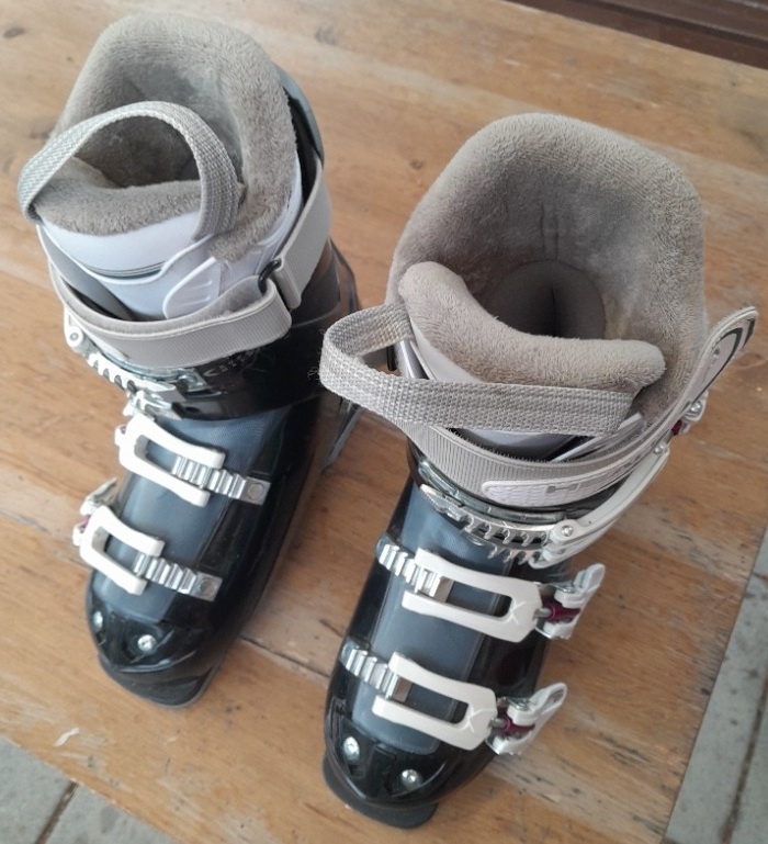 Dámské lyžařské boty Head Carve 7,5 MYA