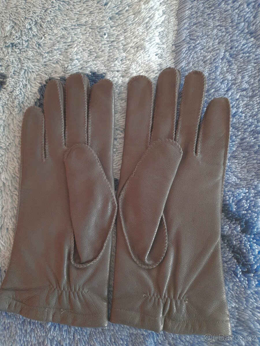 kozene damske rukavice nenosene