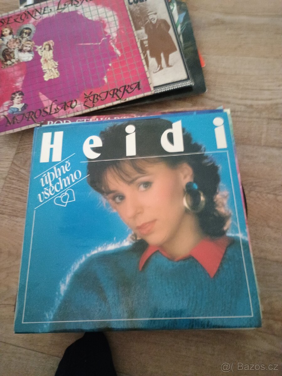 Dobrý den.Nabizim staré LP