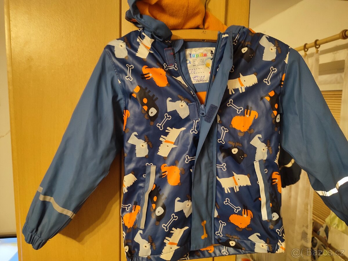 Nepromokavá zateplená bunda lupilu 
drobná vada viz. foto