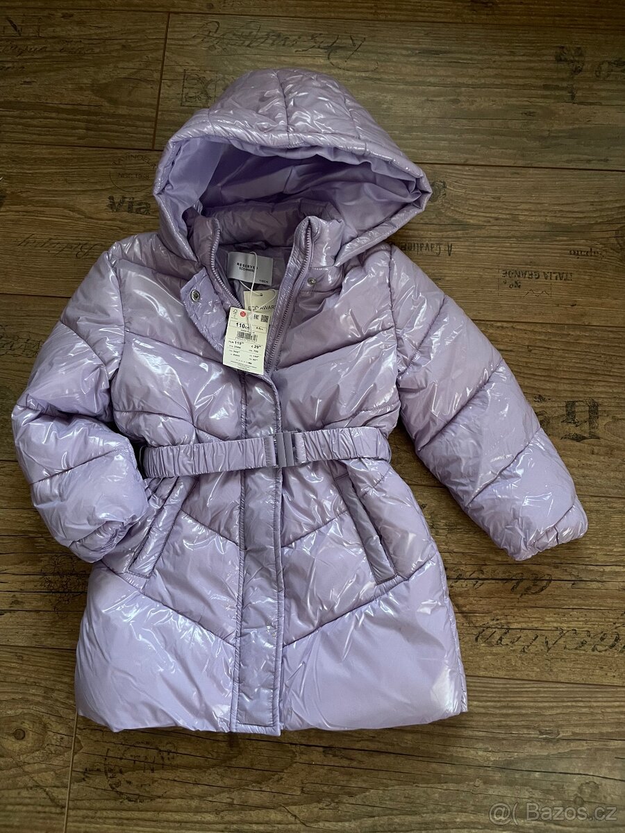 Nový dívčí kabát