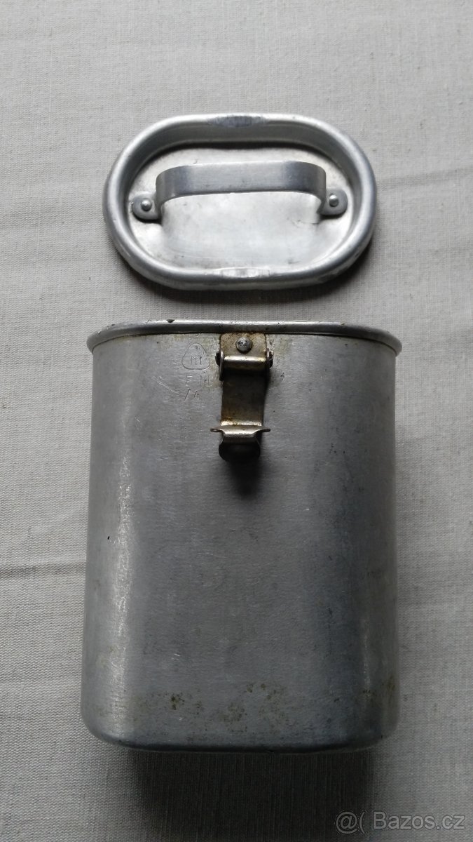 Starý vojenský ešus