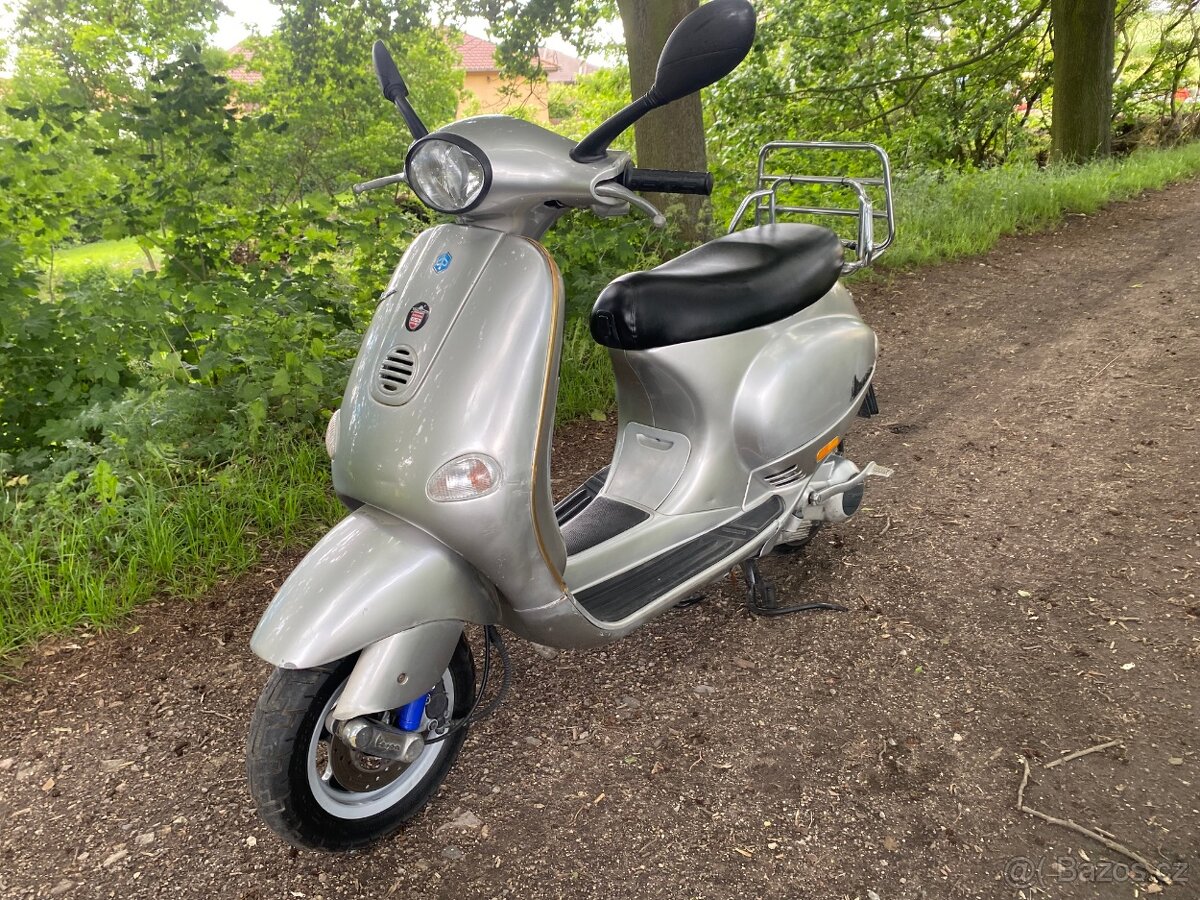 Vespa ET4 150