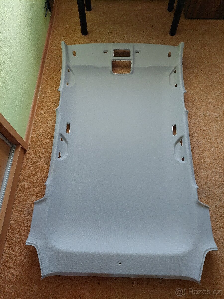 Fabia 3 - panel stropu