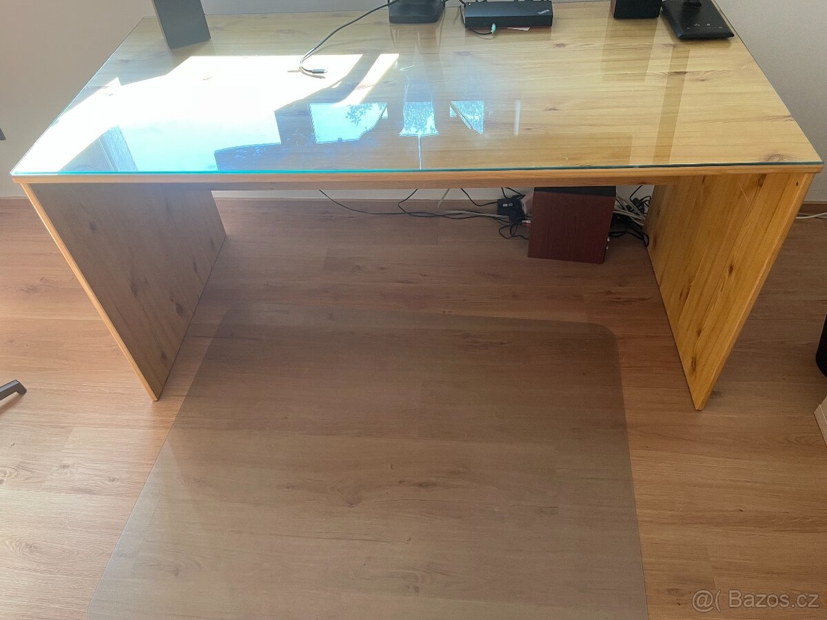 Pracovní stůl 150 x 75 x 75 cm, buk