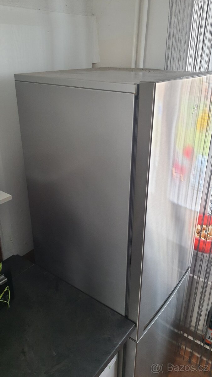 KOMBINOVANÁ LEDNICE BEKO