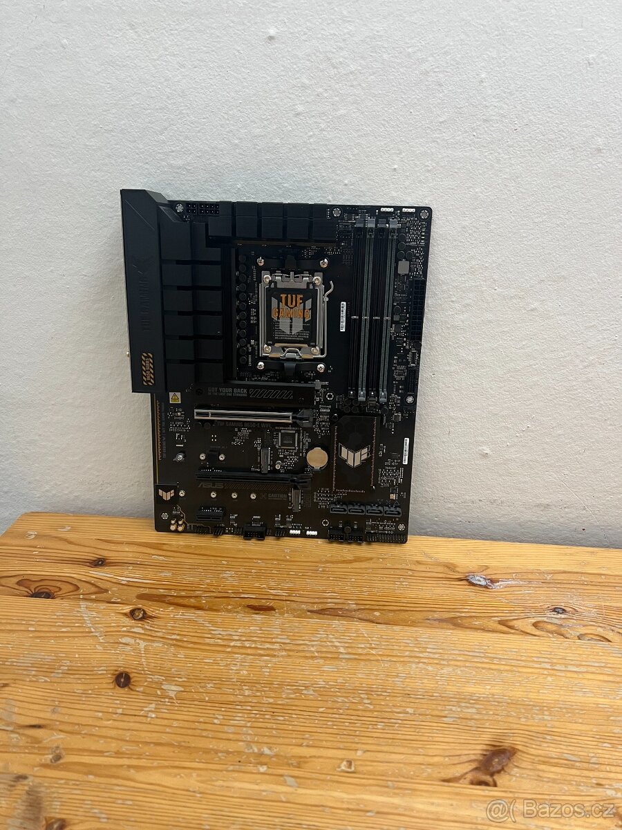 ASUS TUF GAMING B650-E WIFI Socket AM5,Funkční,Záruka