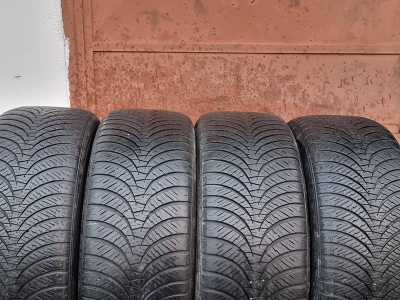 Celoroční Falken 225/45/19