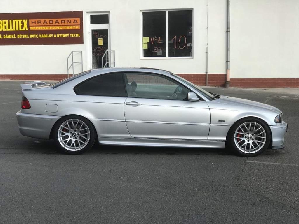 BMW 330i clubsport