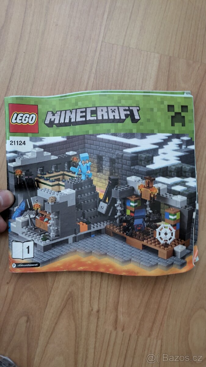 Lego Minecraft 21124 End portál