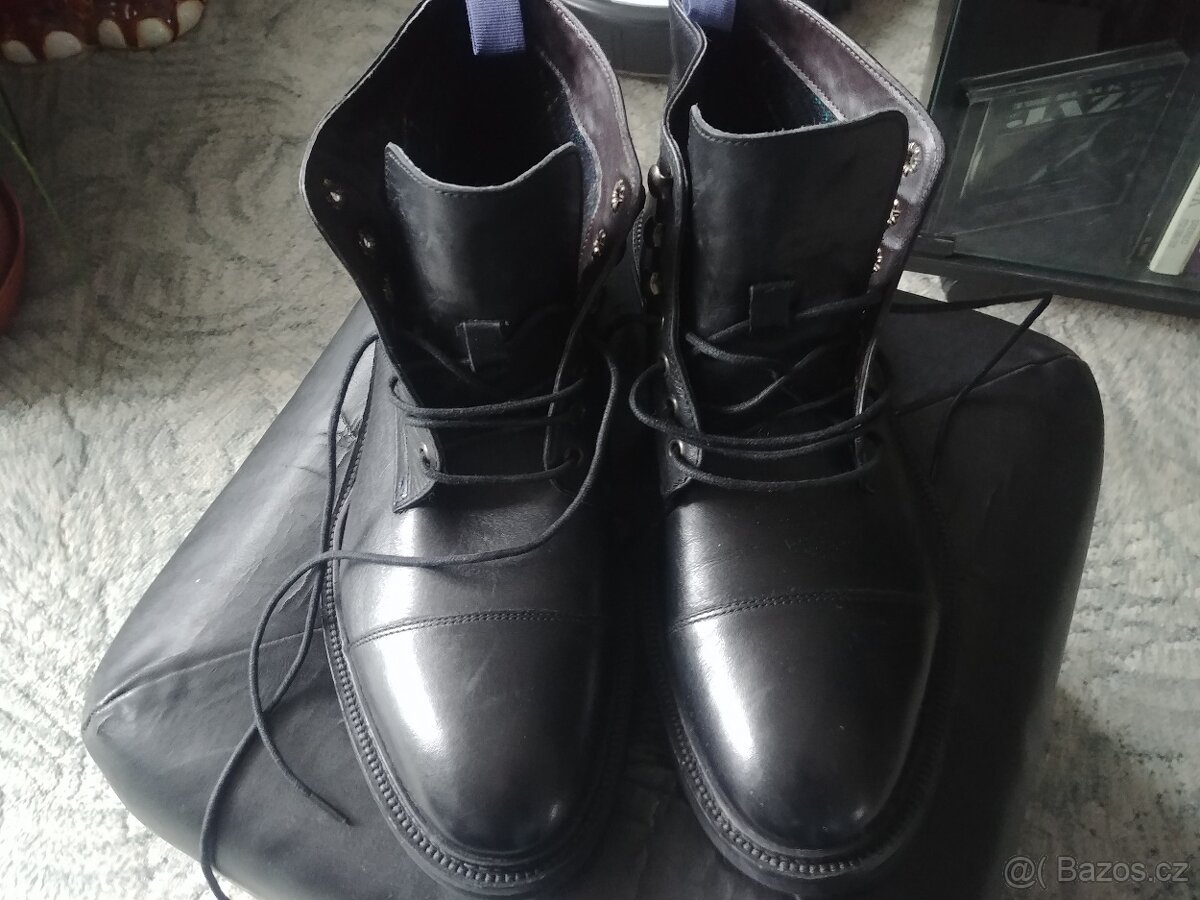 Kožené boty vel.44 ROWLAND BROTHERS