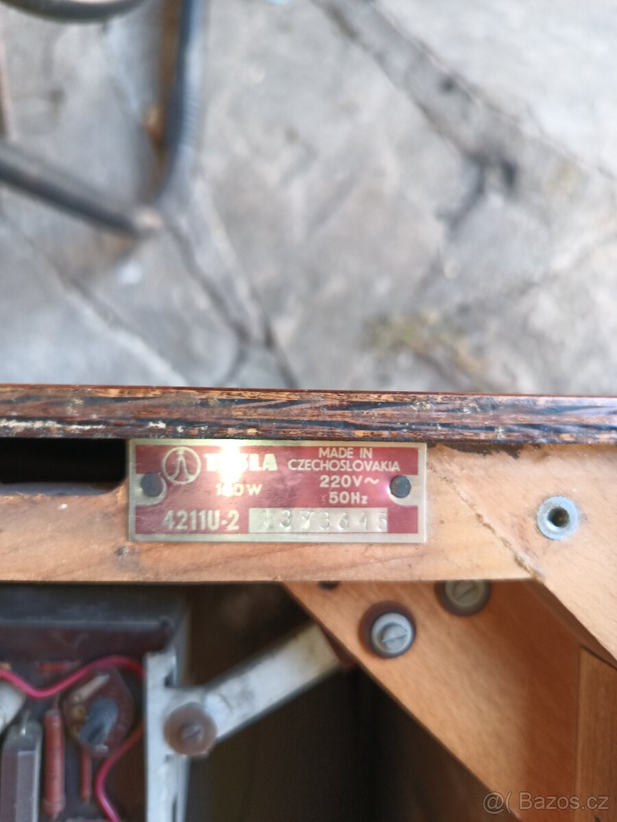 Retro televizor Tesla