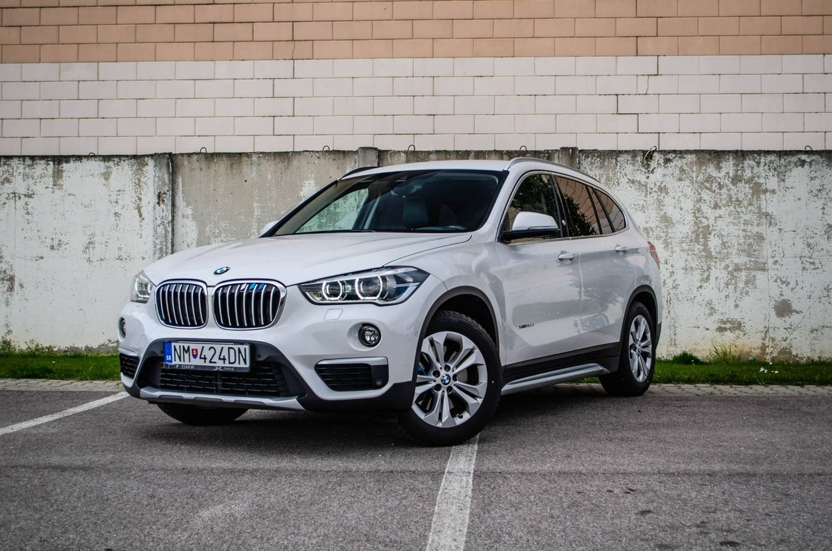 BMW X1 xDrive 20d Sport Line A/T