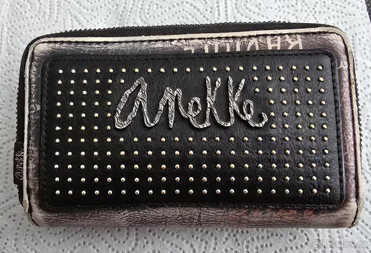 Prodám dámskou peněženku Anekke
