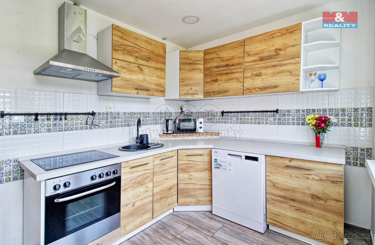 Prodej bytu 2+1, 61 m², Chomutov, ul. Borová
